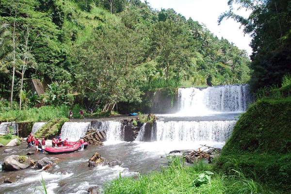 Telaga Waja River Rafting